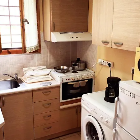 Olives House * Βρωμονέρι