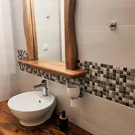 Olives House Tatil Evi Vromonérion