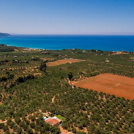 Olives House Tatil Evi Vromonérion